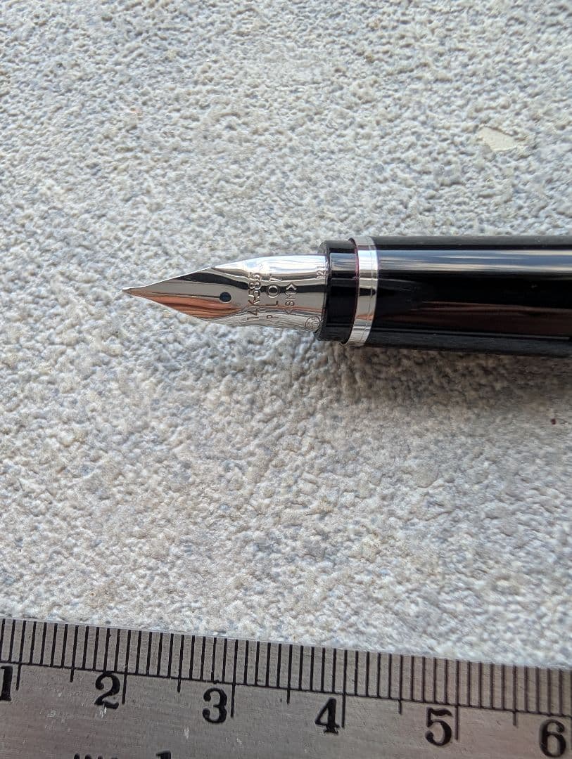 パイロット万年筆　エラボー　金属軸（赤）SM