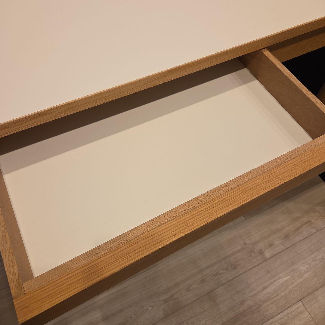 ダイニングテーブル IDEE STILT TABLE 1400 White