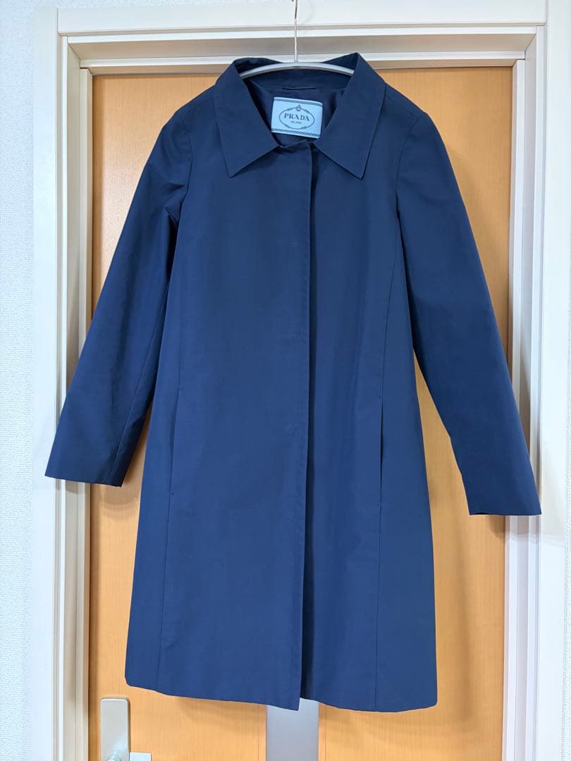 【ぴぴ】PRADA ネイビー トレンチコート