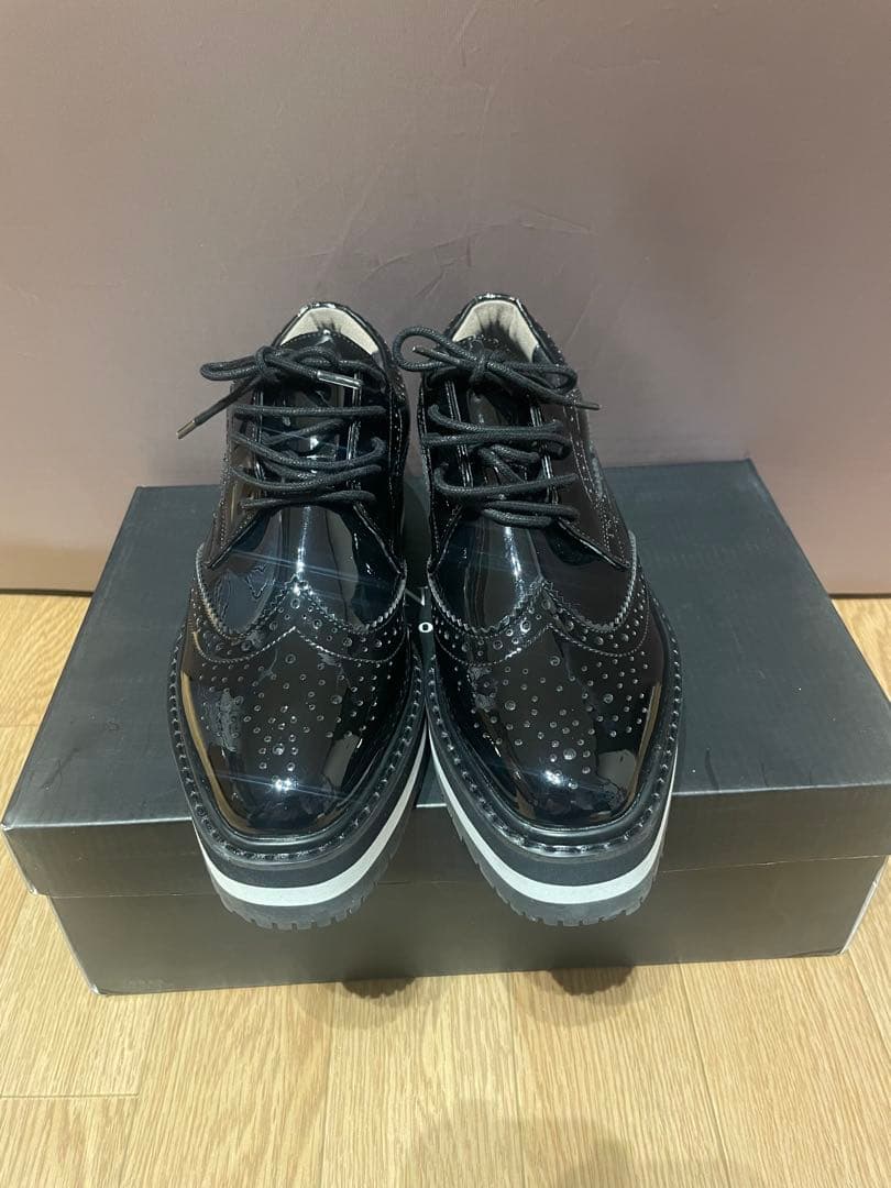 SANDERS ブラック厚底シューズ