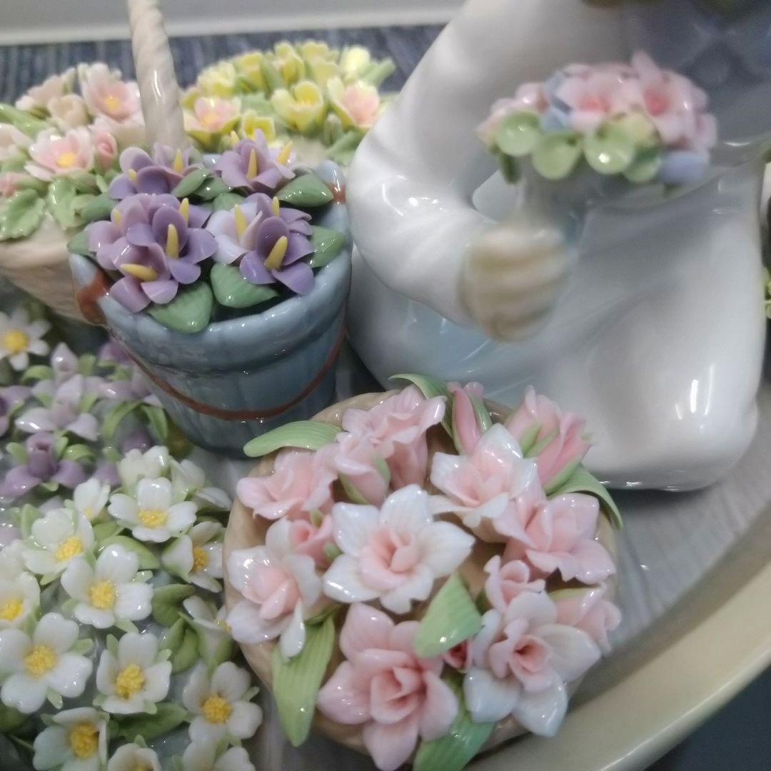 ＊Jasmine＊リヤドロの代表作＊「バルコ・デ・フローレス」専用台座付き