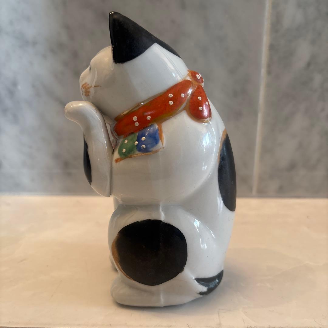 江戸時代後期　神秘的な瞳でとても雰囲気のあるお金や良き人を招く招き猫