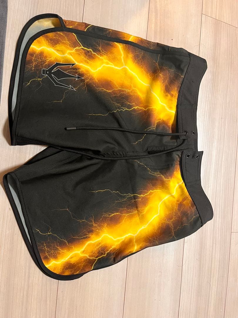 FIED サーフパンツ　フィジーク　30インチ