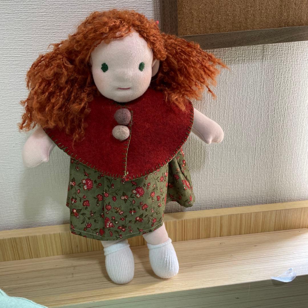 未使用　ウォルドルフ人形 30cm 赤毛 緑の目