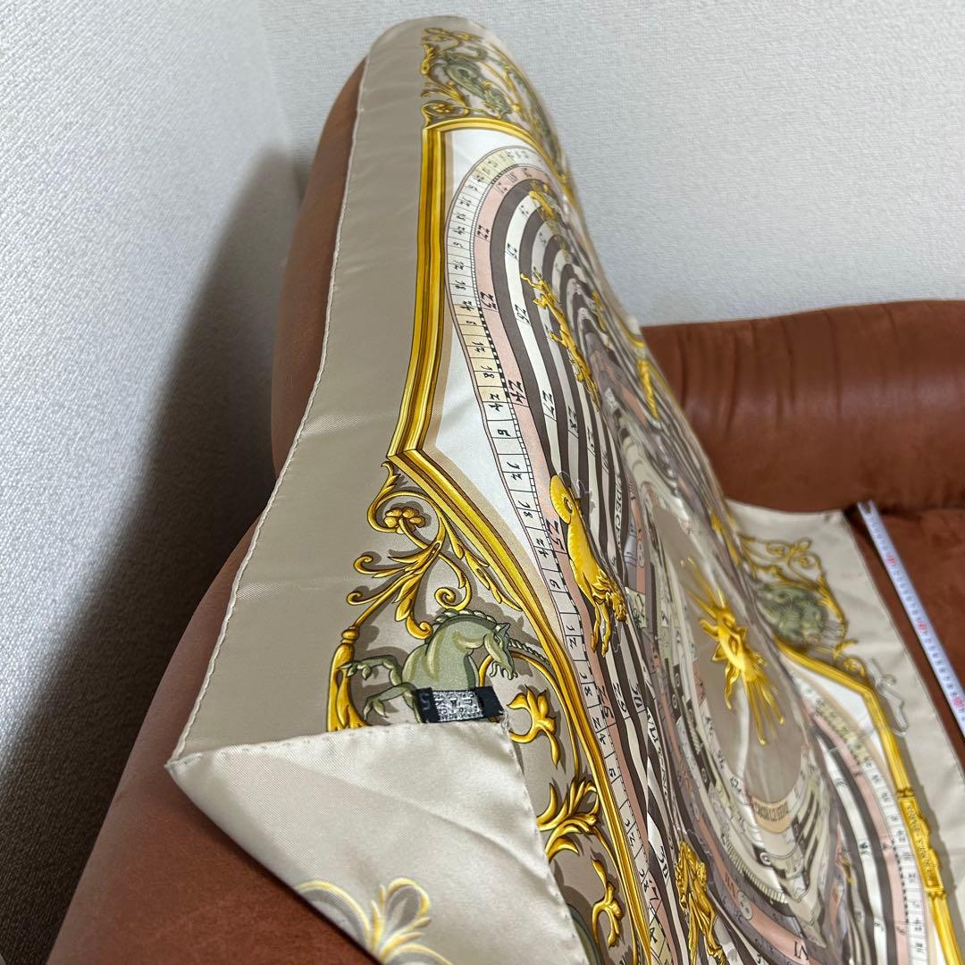HERMESスカーフ 星座 中古 保管品 美品