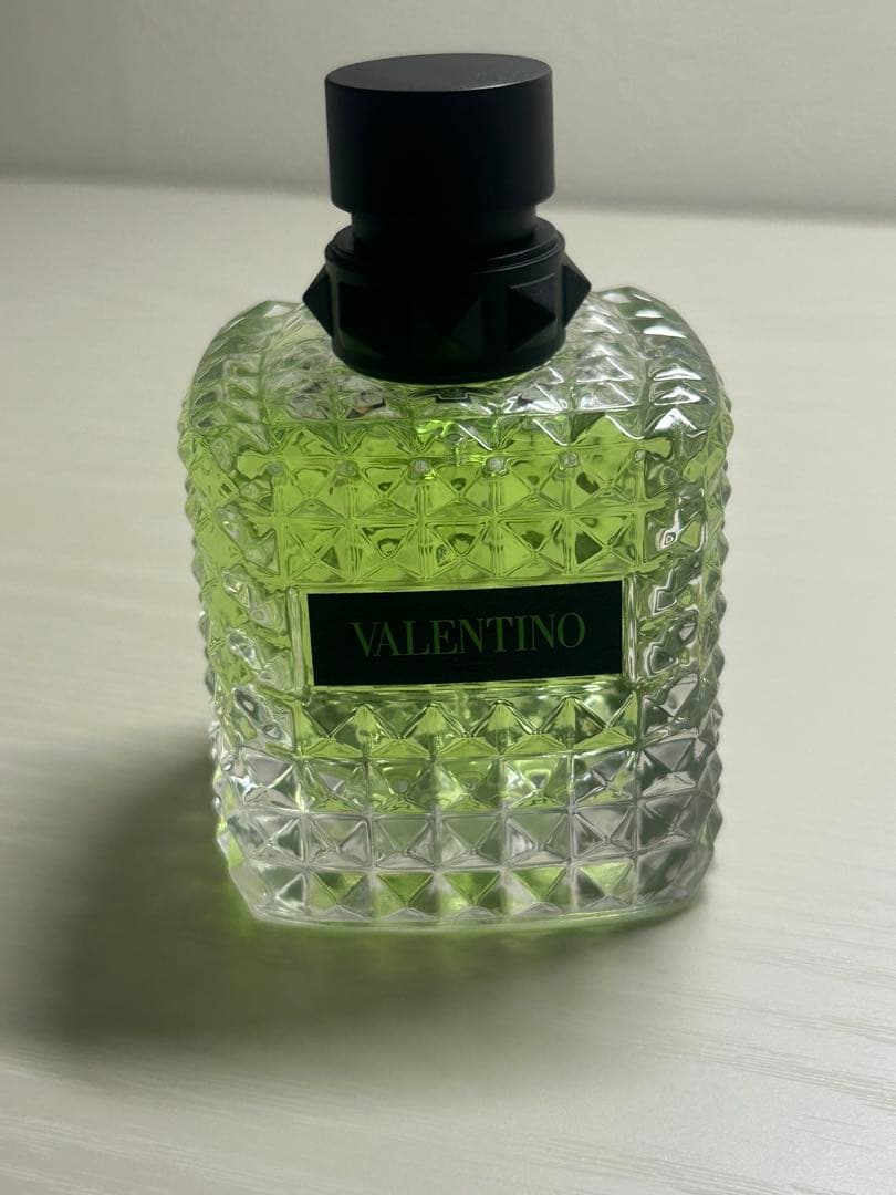 VALENTINO グリーン