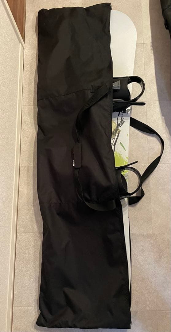 【中古】IGNIO Milwei 144スノーボード、ビンディング、カバー付き