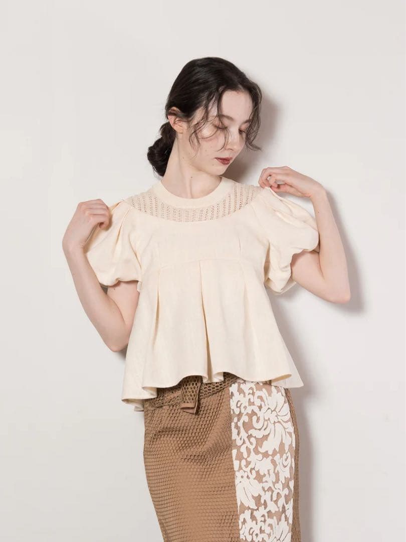 euw イユー puff sleeve peplum top