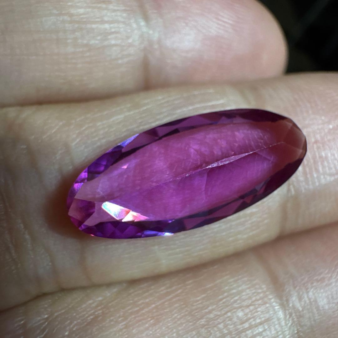 ヴァイオレットサファイア 6.995ct