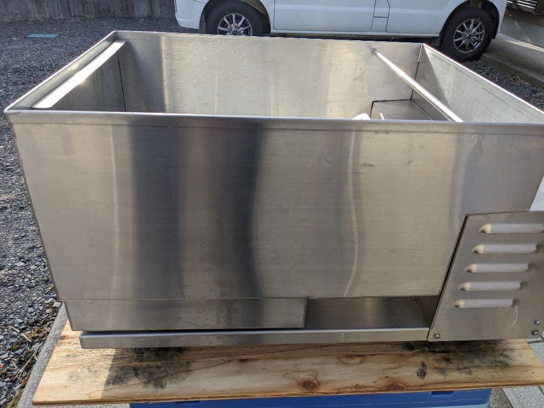 メカ製オイルリファイナータンク、ポンプユニット　油ろ過機