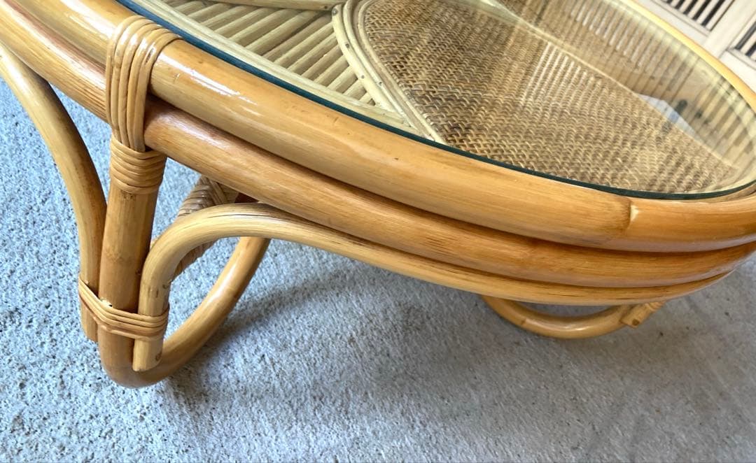 天然素材　ガラス天板　籐ラタンテーブ サイド 丸テーブル　昭和レトロ おしゃれ