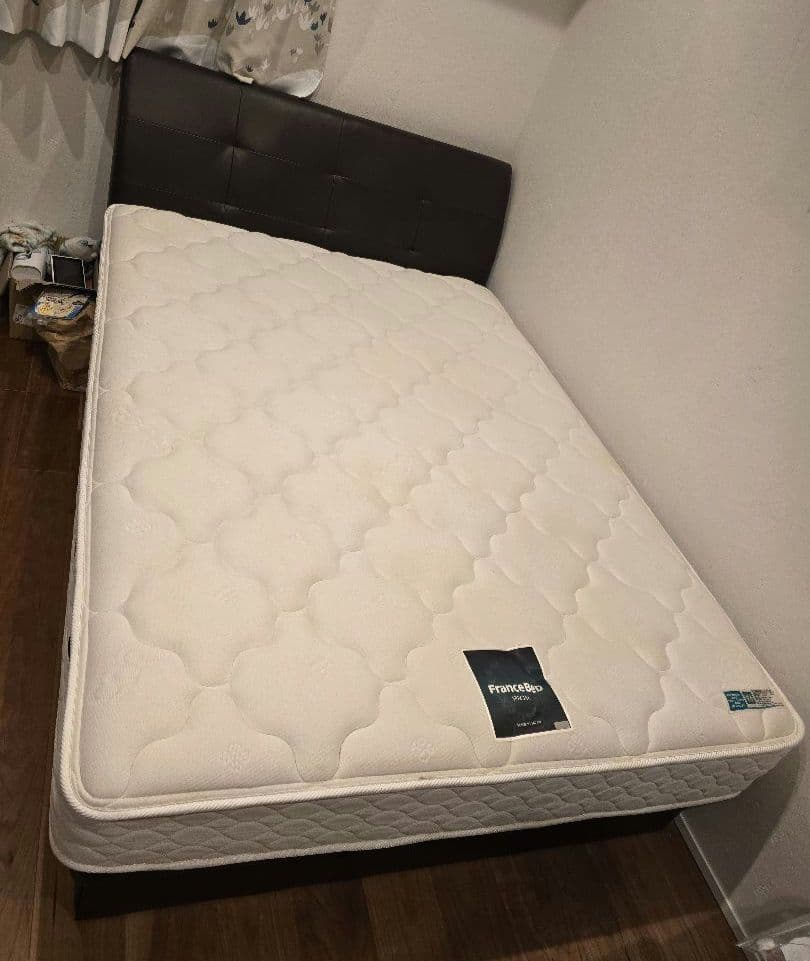 ドリームベッド 跳ね上げ式収納つきダブルベッド 革ヘッドボード 2/22まで