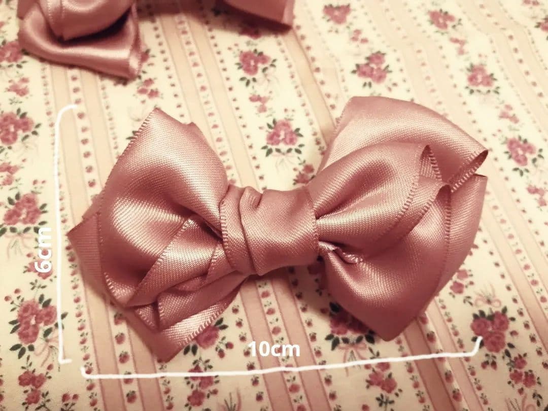 リボン　ヘアアクセサリー　ヘアクリップ