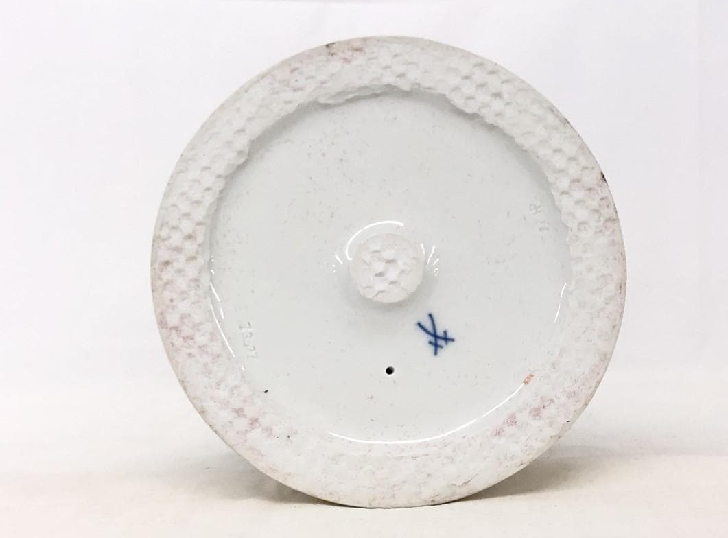 シュプリーム　マイセン　コラボ　フィギュリン　キューピット