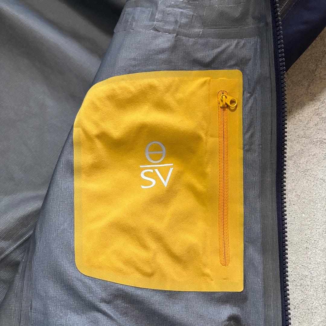 と*ろ様 ＊激レア＊ arc'teryx Theta SV Abyss Blue