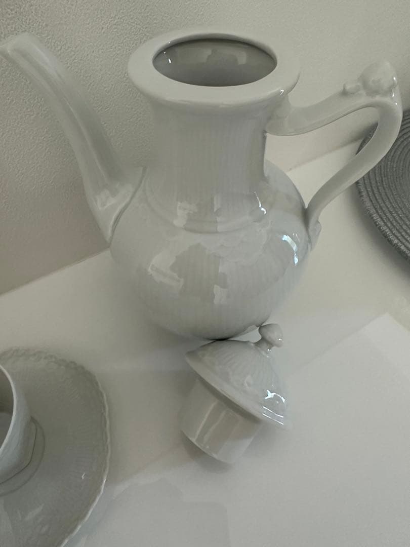 美品ロイヤルコペンハーゲン　ホワイトフルーテッド　フルレース　ハーフレース♡