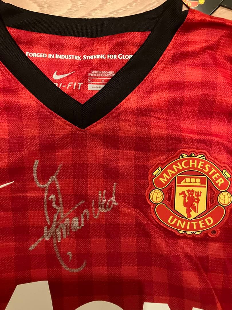 b*q様 【新品】香川真司サイン入りユニホーム　マンチェスターユナイテッド