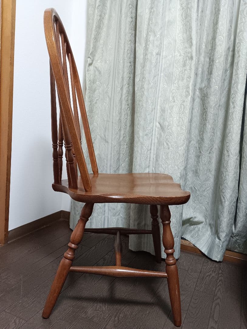 柏木工　①ウインザーチェア　曲げ木加工　椅子　飛騨家具