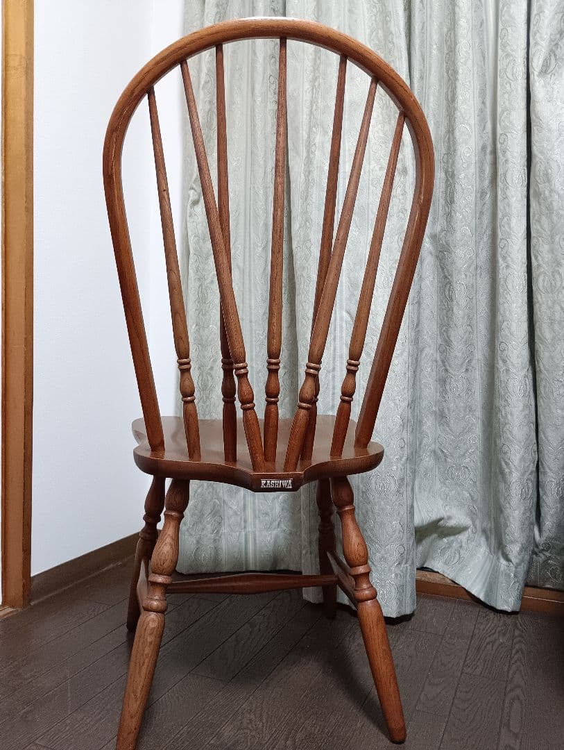 柏木工　①ウインザーチェア　曲げ木加工　椅子　飛騨家具