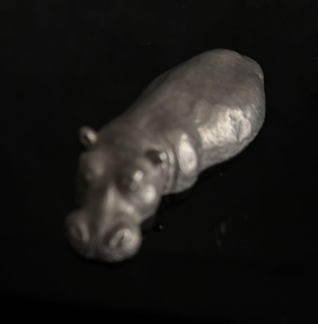 村中保彦さんのカバの置物 5個