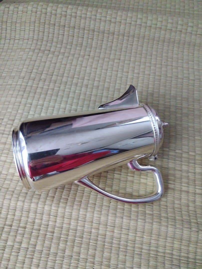 シルバーウォーターポット