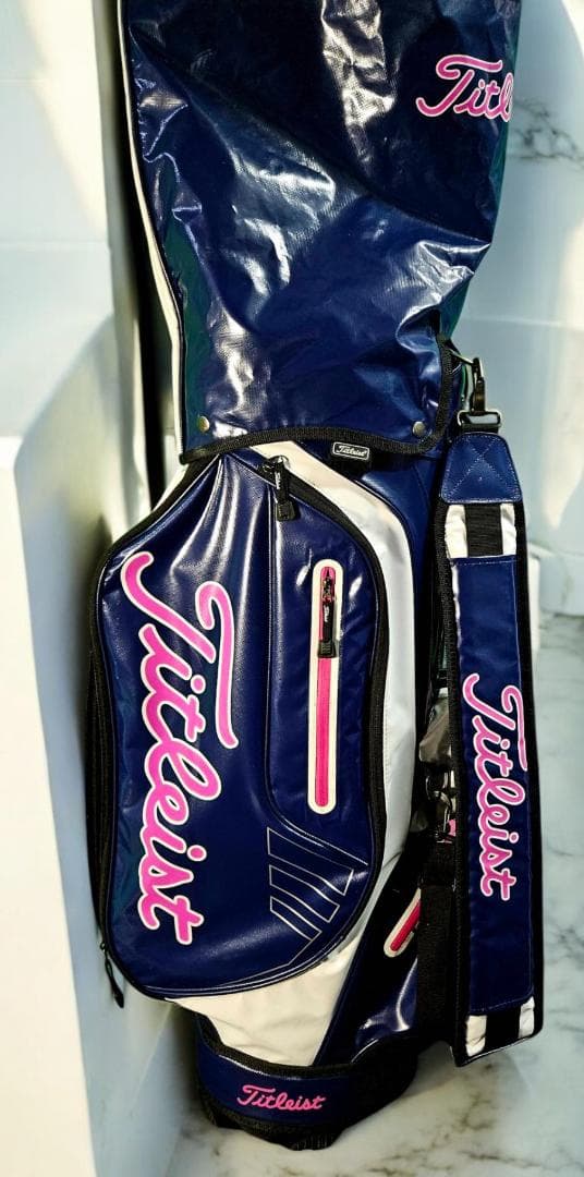 超高級美品　Titleist 高級エナメル/キャディ/ ネイビー/ピンク