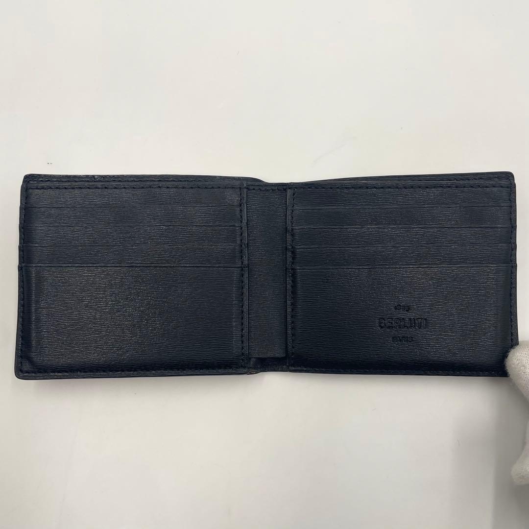 【美品•現行ロゴ】ベルルッティ カリグラフィー 折り財布 コンパクトウォレット