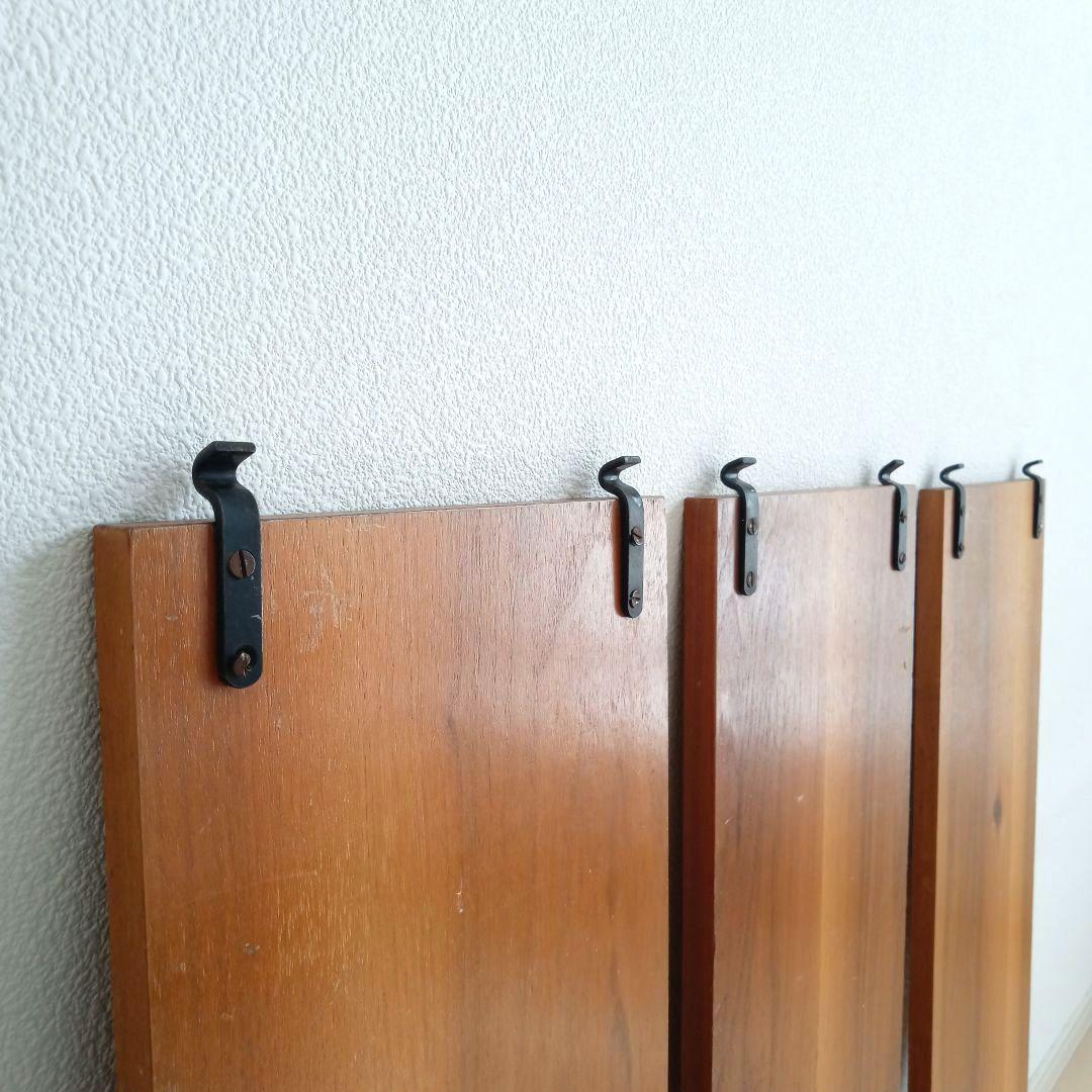 チーク材の3段シェルフ スウェーデン 北欧ヴィンテージ