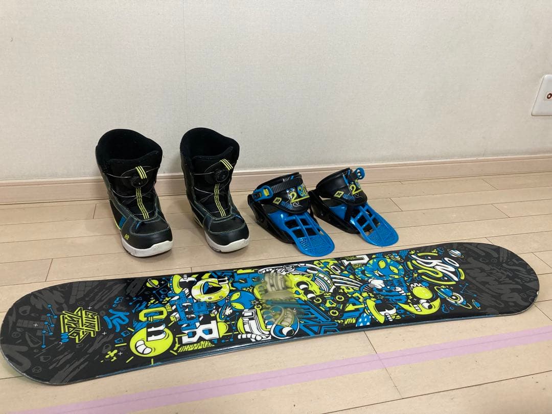 キッズ　スノーボード（100）・バインディング・ブーツセット