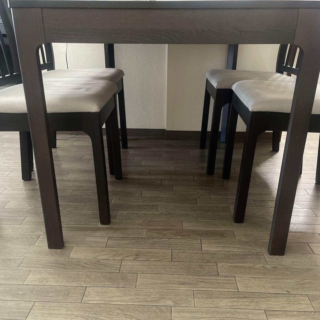 [直接引渡] IKEA エーケダーレン ダイニングテーブル 伸長式120/180