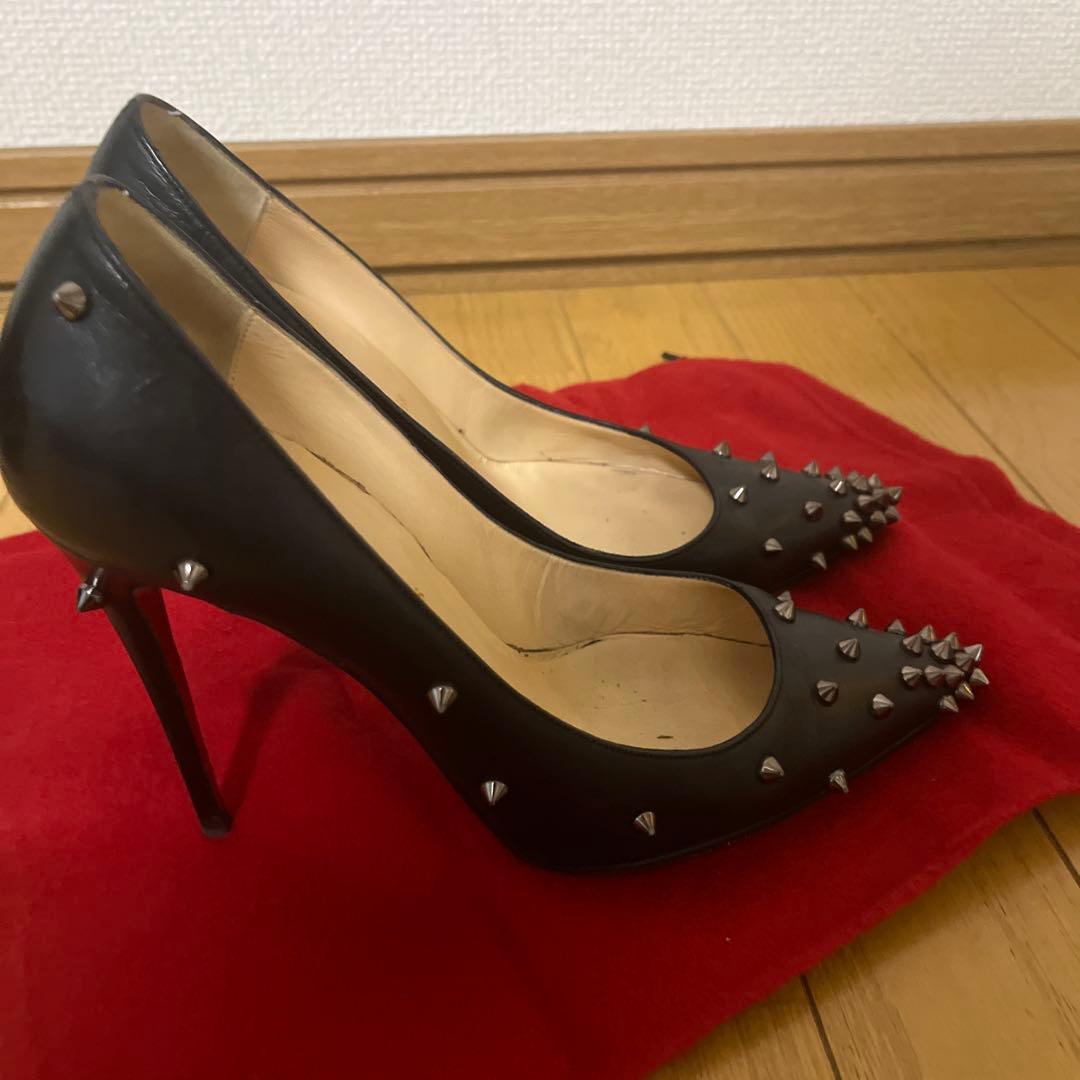 ルブタン黒ハイヒールパンプス24.5