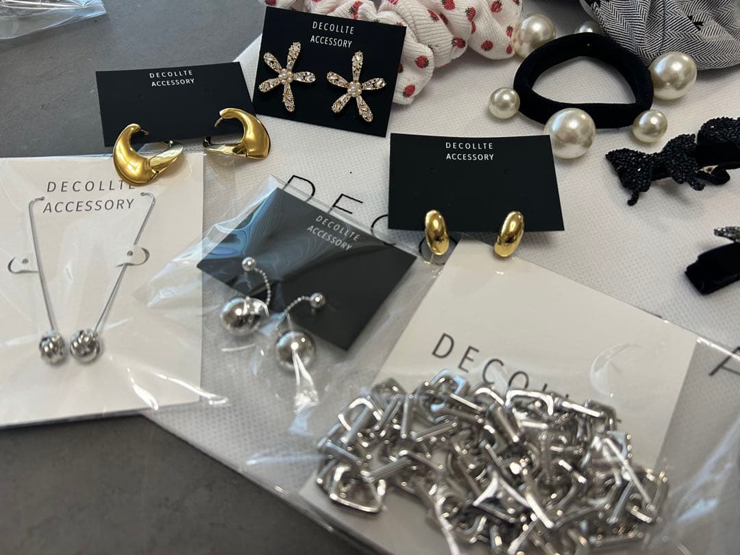 decollte accessory デコルテアクセサリー　福袋