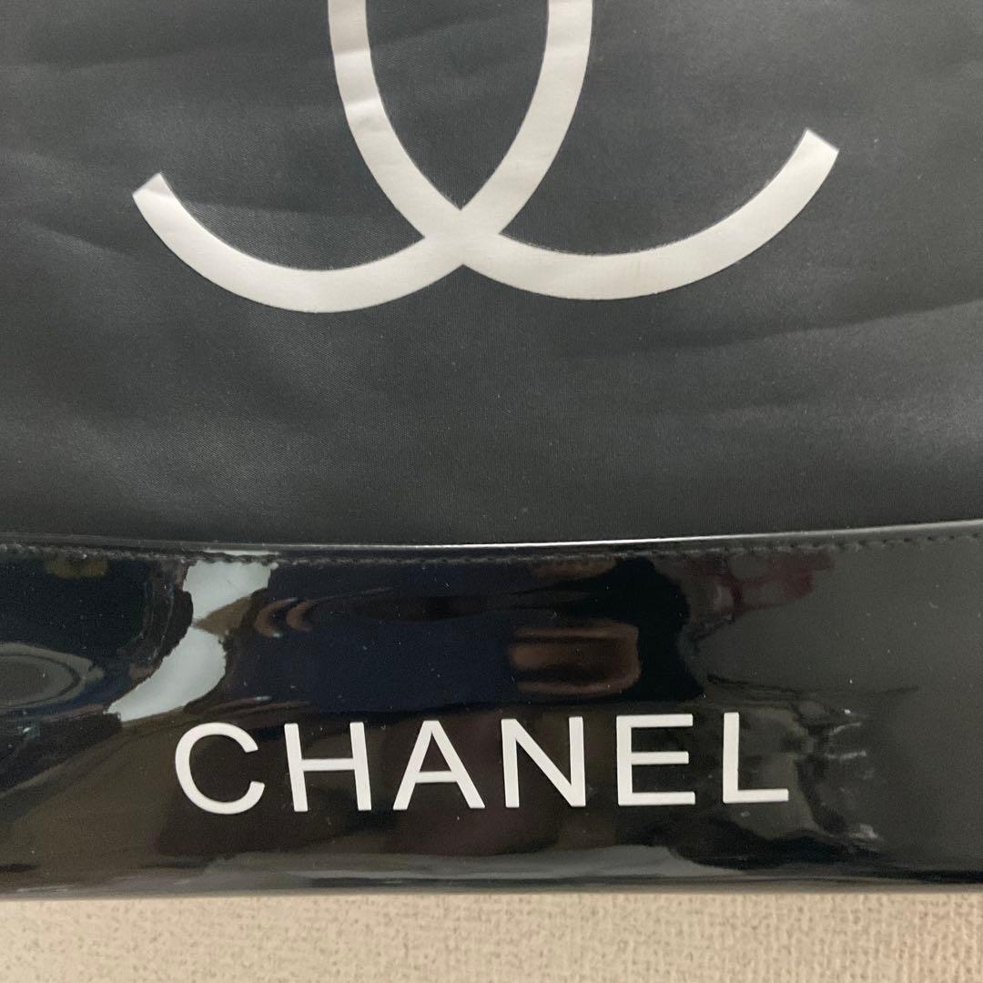 CHANEL バッグ 黒 ノベルティ