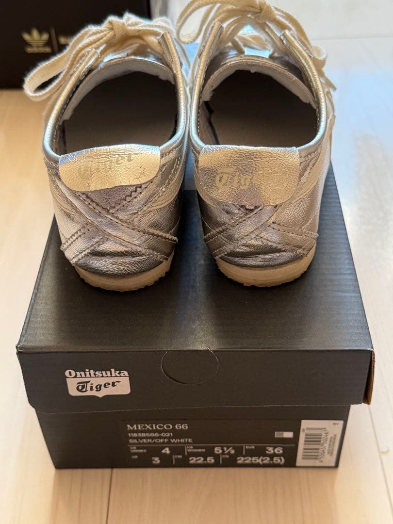 オニツカタイガー Onitsuka Tiger スニーカー シルバー