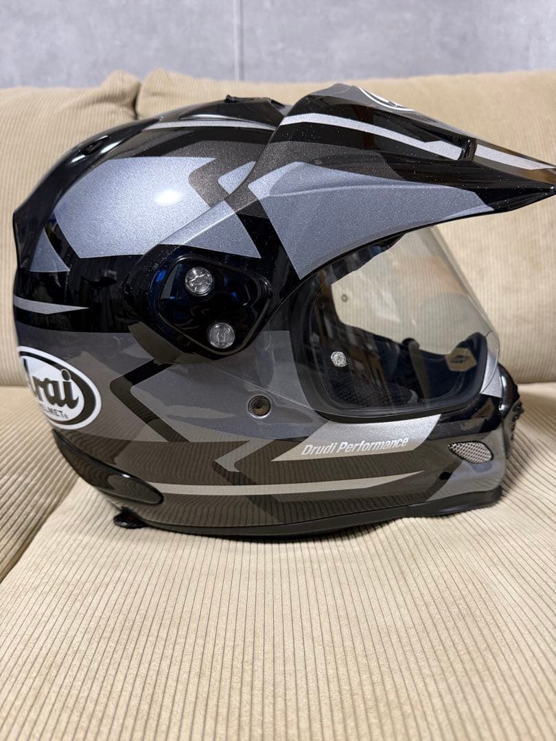 AraiジェットヘルメットTour Cross3 グレー・ブラック