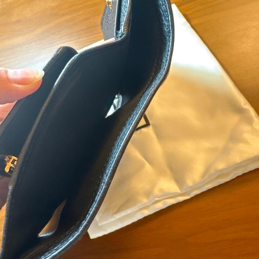 GUCCI グッチ　三つ折り財布　ブラック