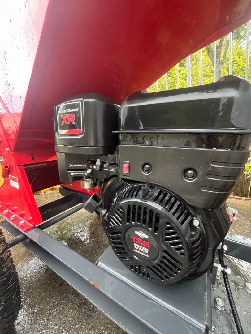 ガソリンエンジン チッパー 赤