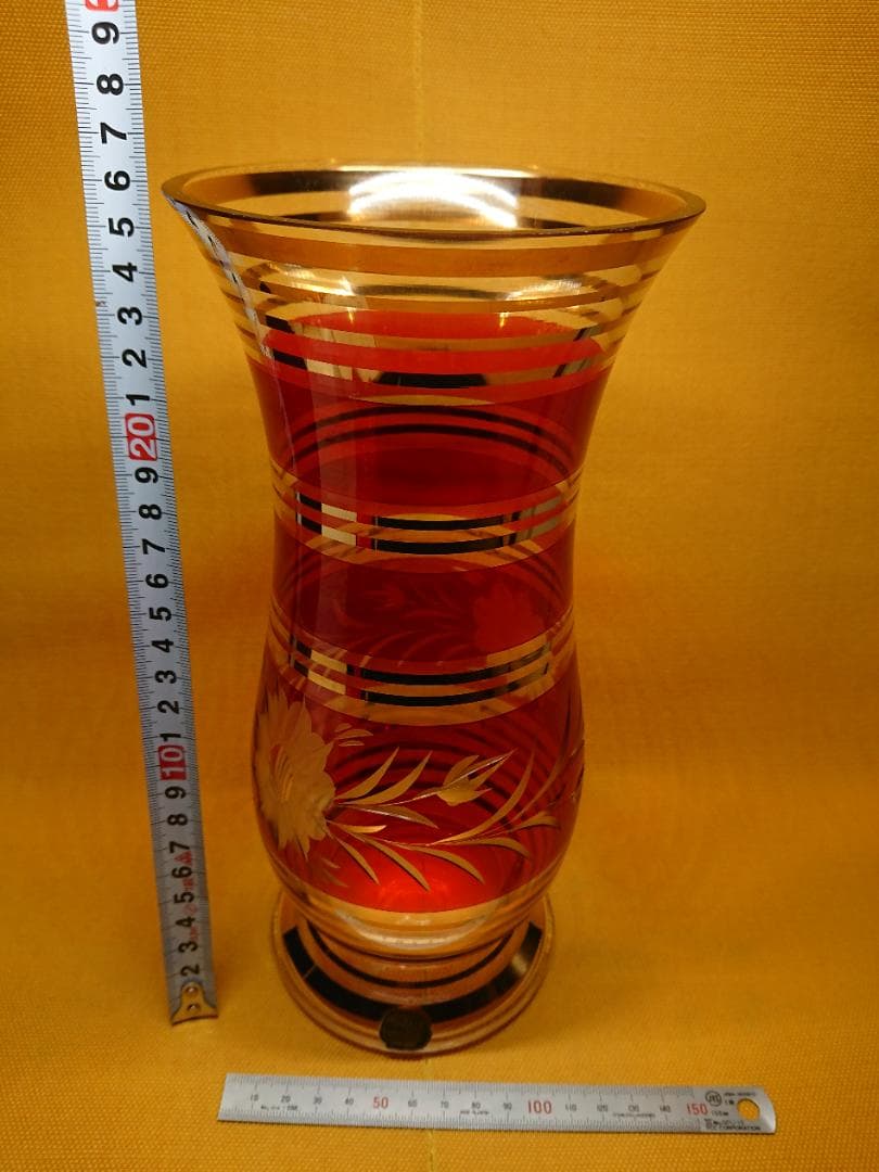 【美品】花瓶　花器　ボヘミアグラス　置物　インテリア　工芸品　美術品　A3044