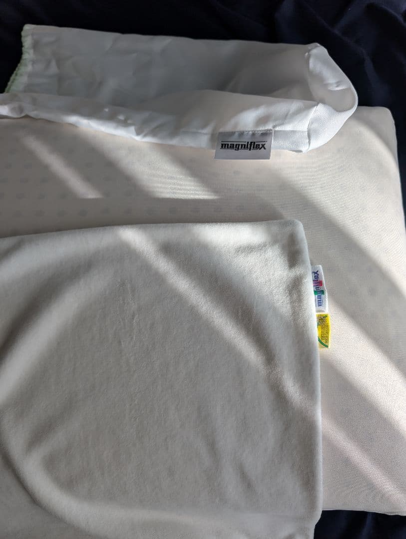 マニフレックス　ピローグランデ　アイボリーピローケース