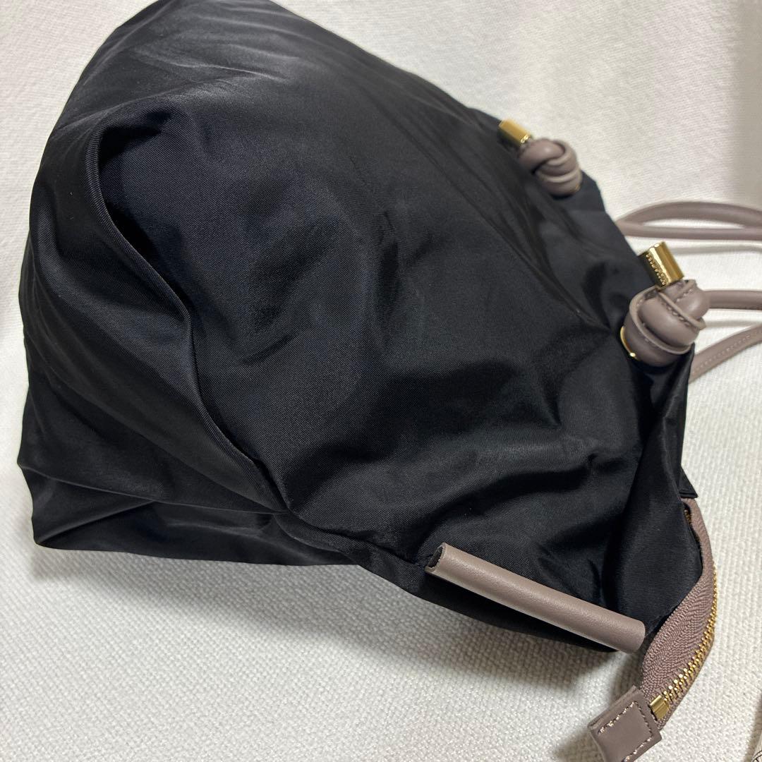 ヴィオラドーロ　ビアンカ　M ブラックXトープ　トートバッグ　ノットハンドル