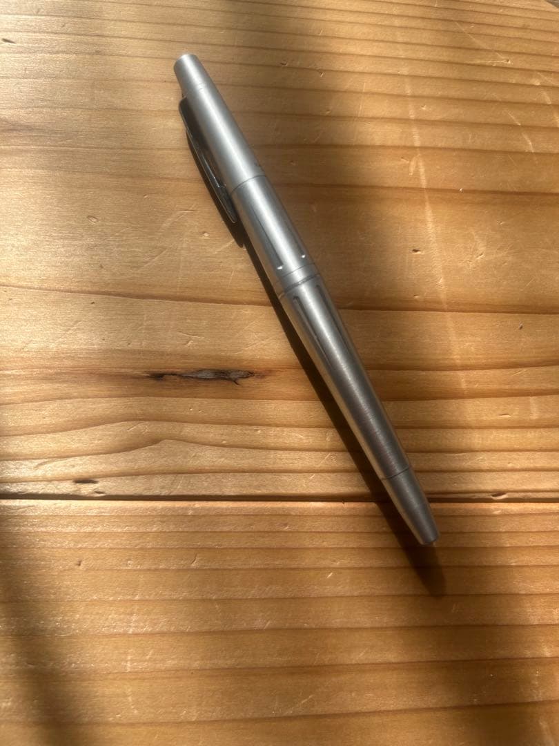 tombow zoom2000 ローラーボール