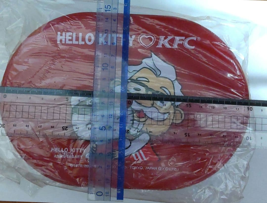 ケンタッキーフライドチキン ✕ ハローキティ　ボックス