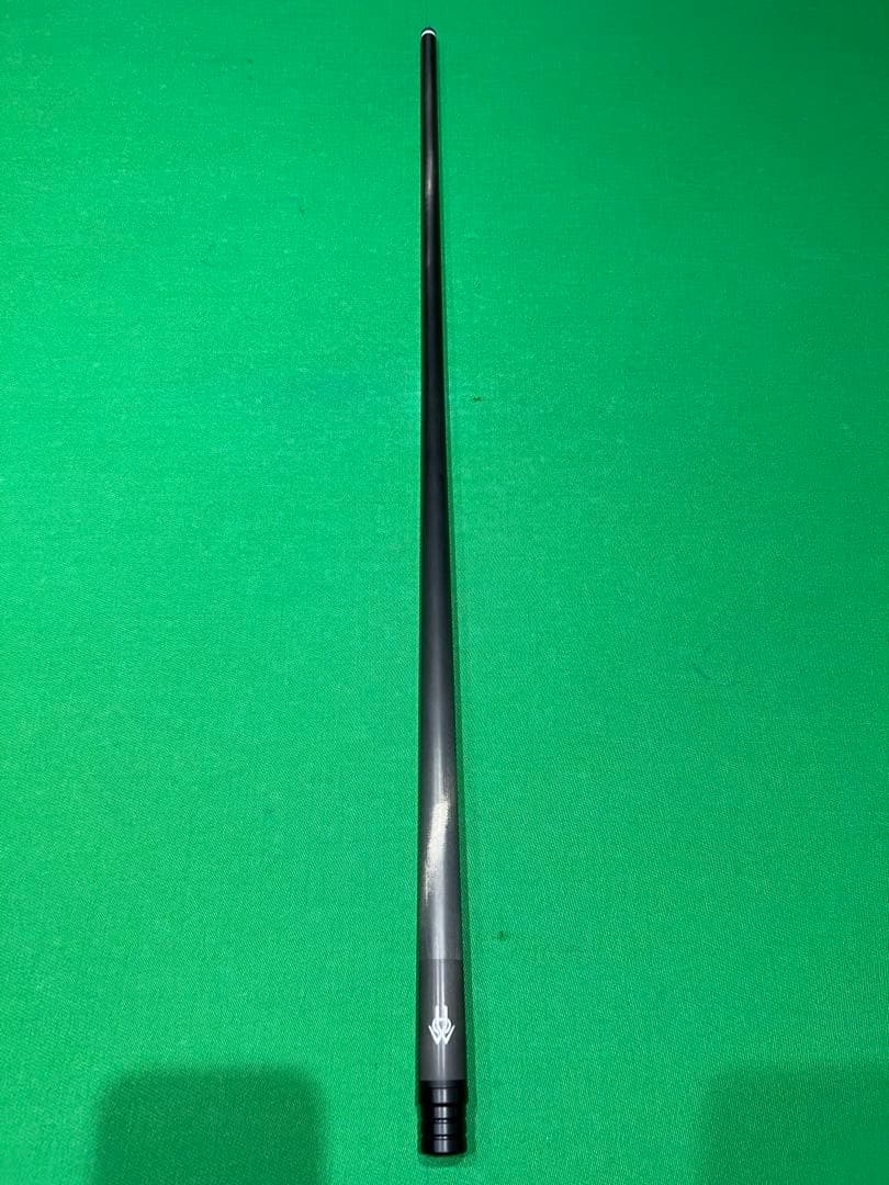 HOWキュー　フラッシュ　カーボンシャフト