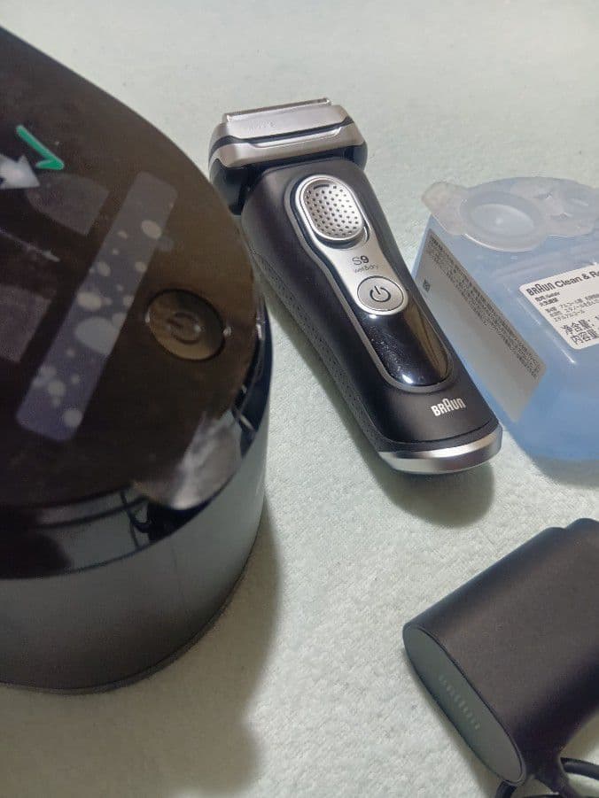 ルシア様ブラウン最高峰Series9 S9 9360cc 洗浄器付き 新品未使用