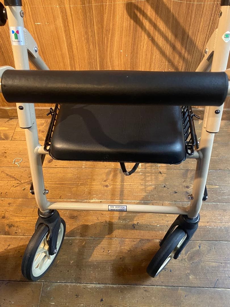 竹虎　ハッピーミニ　ベージュ　歩行車　介護用品　手押し車　シルバーカート