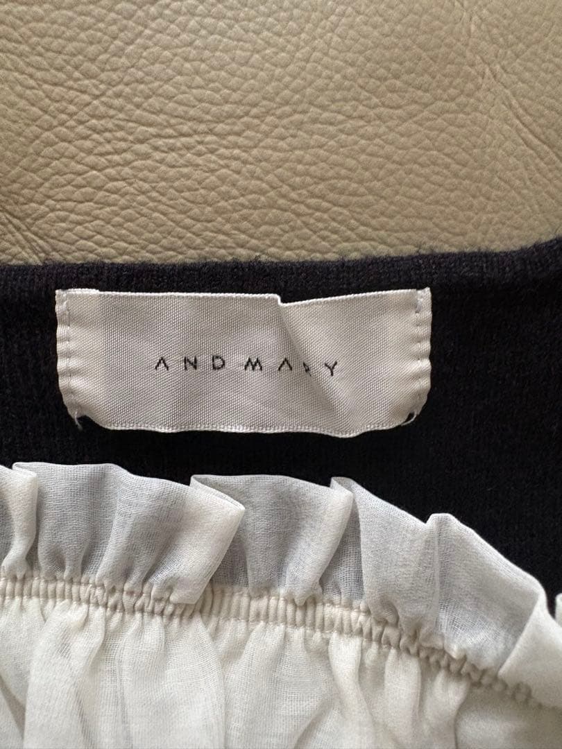 トップス andmary Mew frill tops black