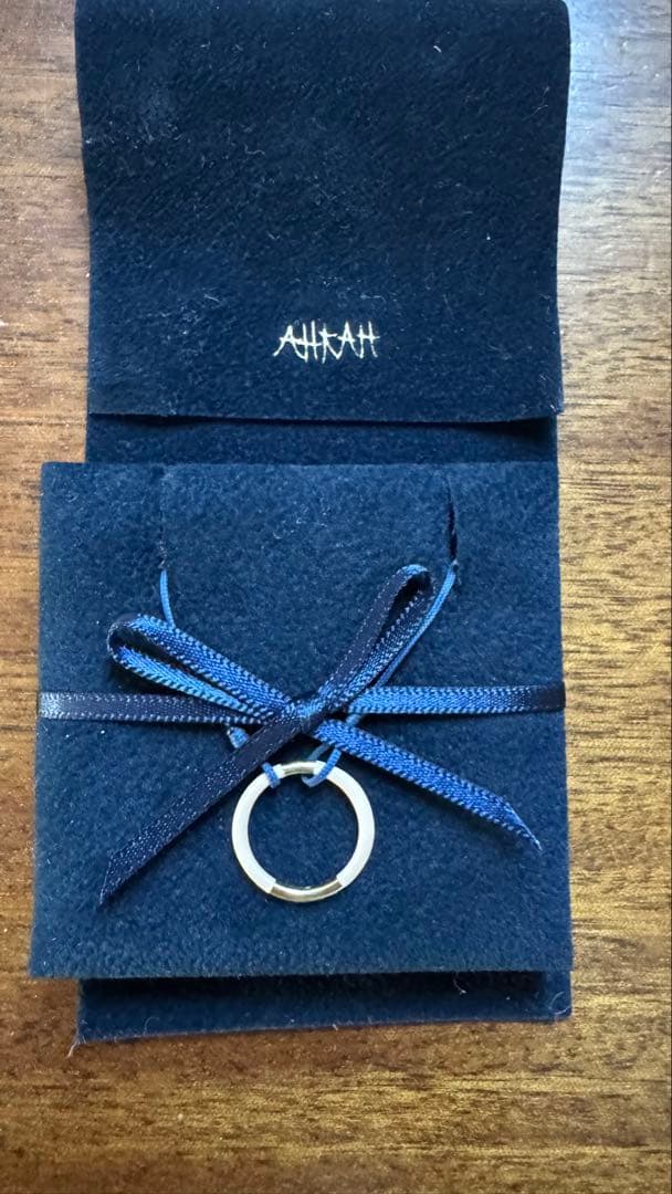 アーカー コードブレスレット ピンクアニュラス