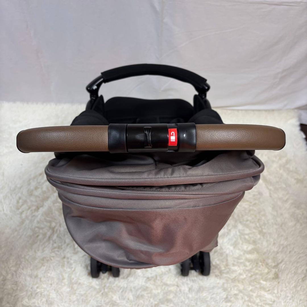 極美品　アップリカ　ベビーカー　カルーンエアメッシュ　両対面　軽量