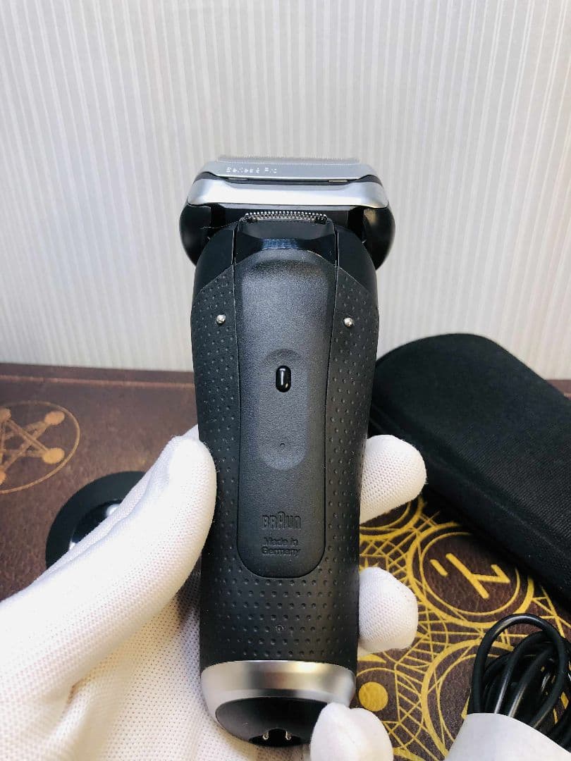 【美品】Braun Series 9 9340s ブラウンシリーズ9 シェーバー