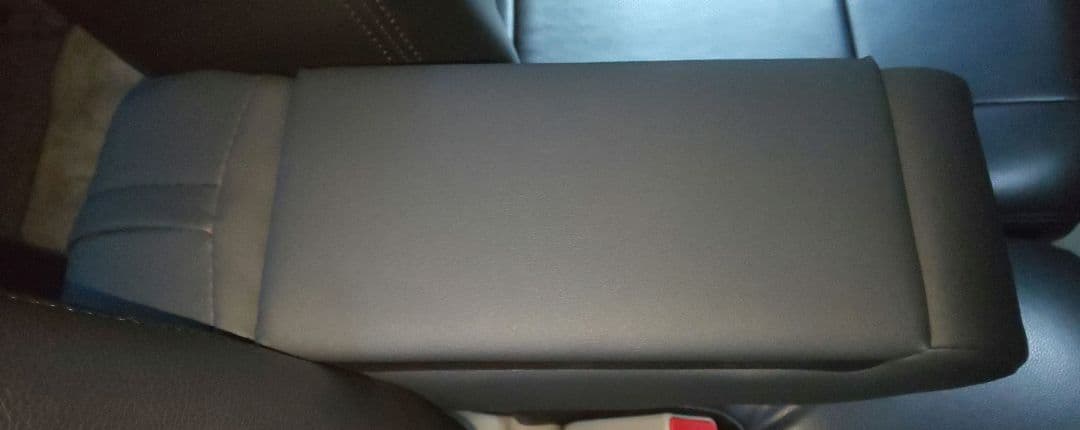 限定品 エブリィ DA17W 収納BOX付 BIGアームレスト 合皮カバー 黒